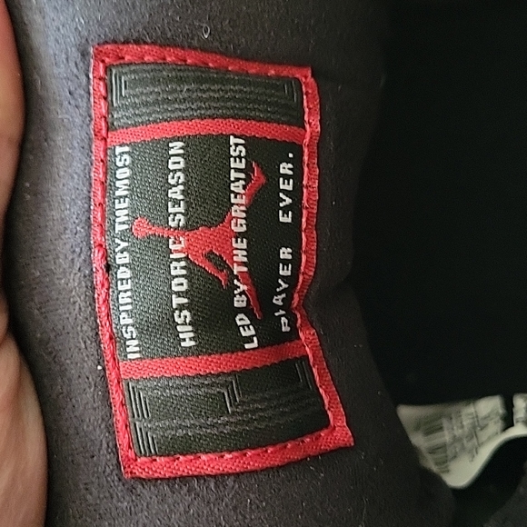 Nike Air Jordan 11 Retro 72-10 - Picture 13 of 13